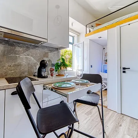 Historic Gem & Modern Loft In The Heart Of *