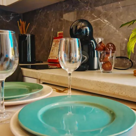 Historic Gem & Modern Loft In The Heart Of