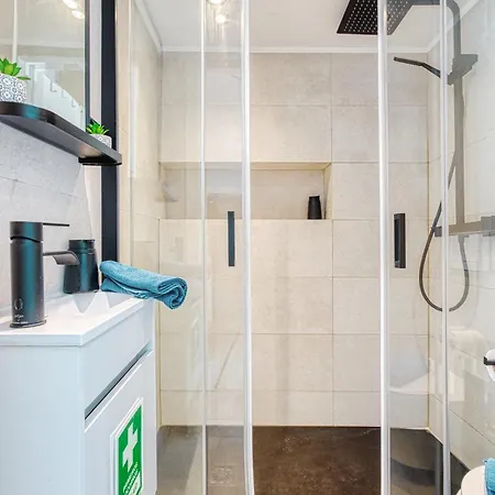 Historic Gem & Modern Loft In The Heart Of * Лісабон